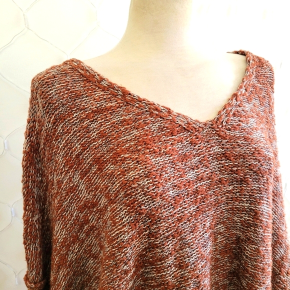 - Plus Size Sweater • New • Universal Thread • Brown & White • 3X - Picture 3 of 5